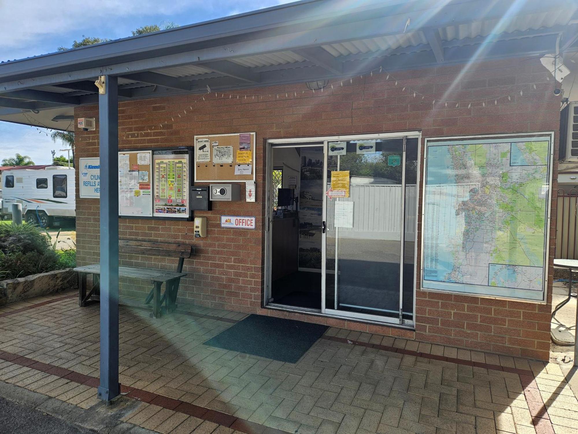Central Caravan Park, Perth