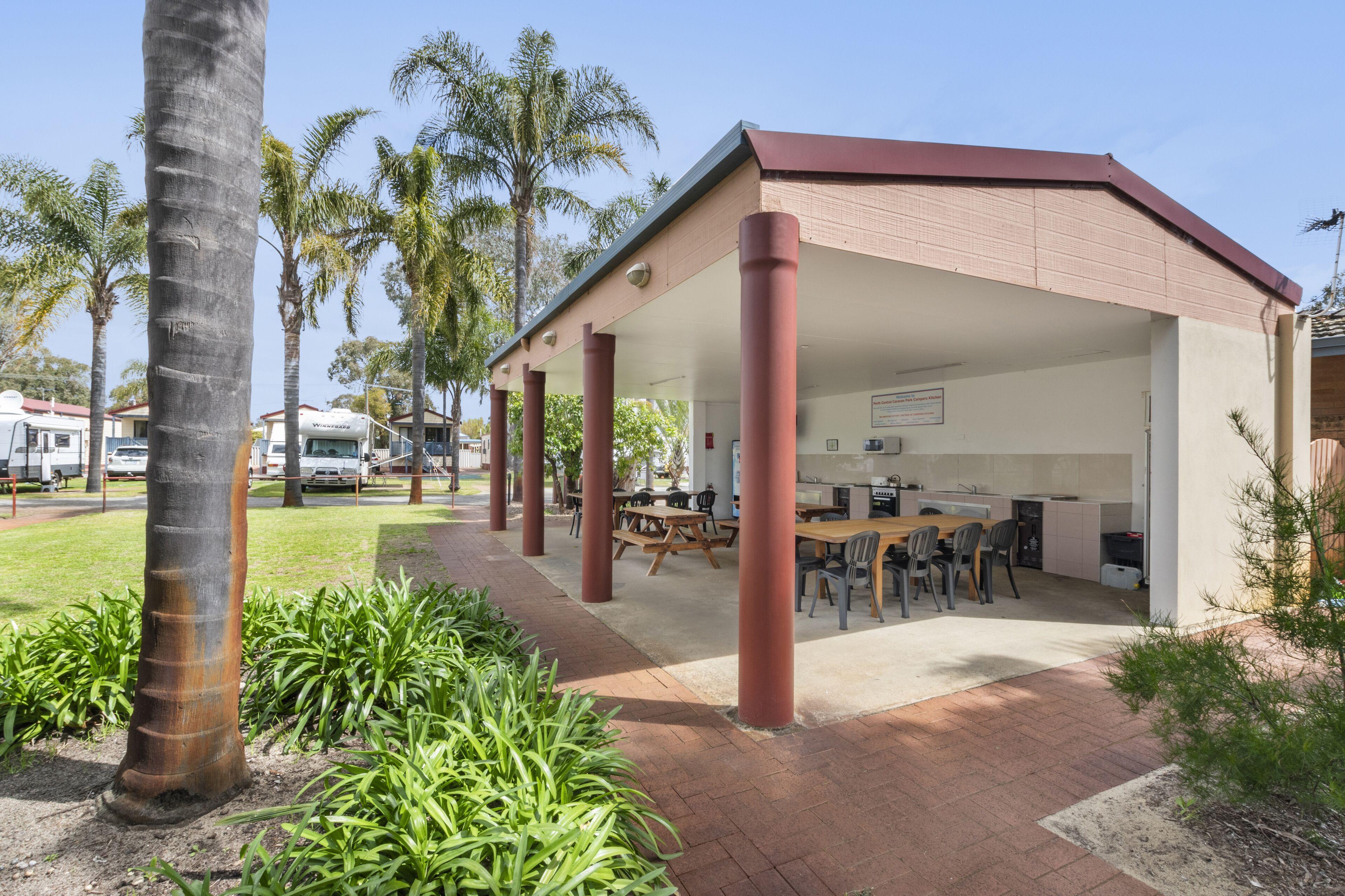 Central Caravan Park — Photos 2